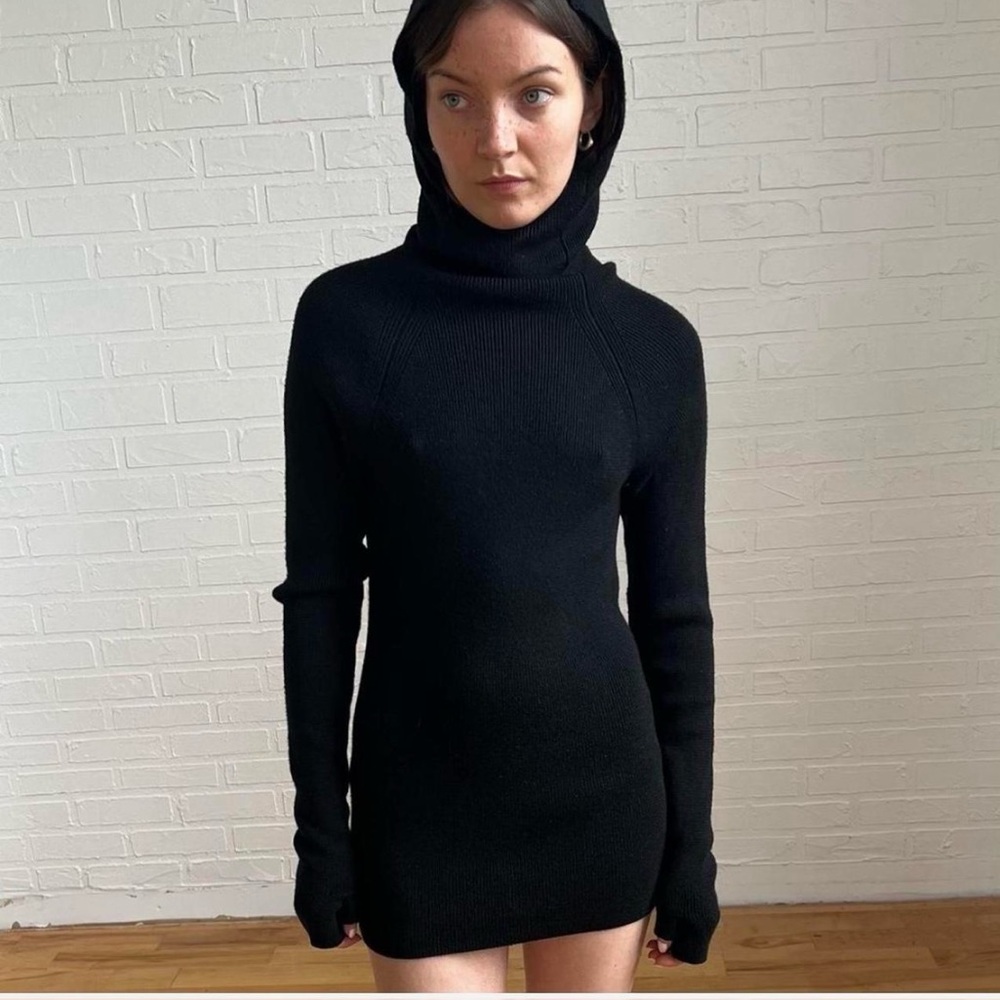 Limi Feu hoodie sweater dress made from merino wool ribbed knit with thumb holes